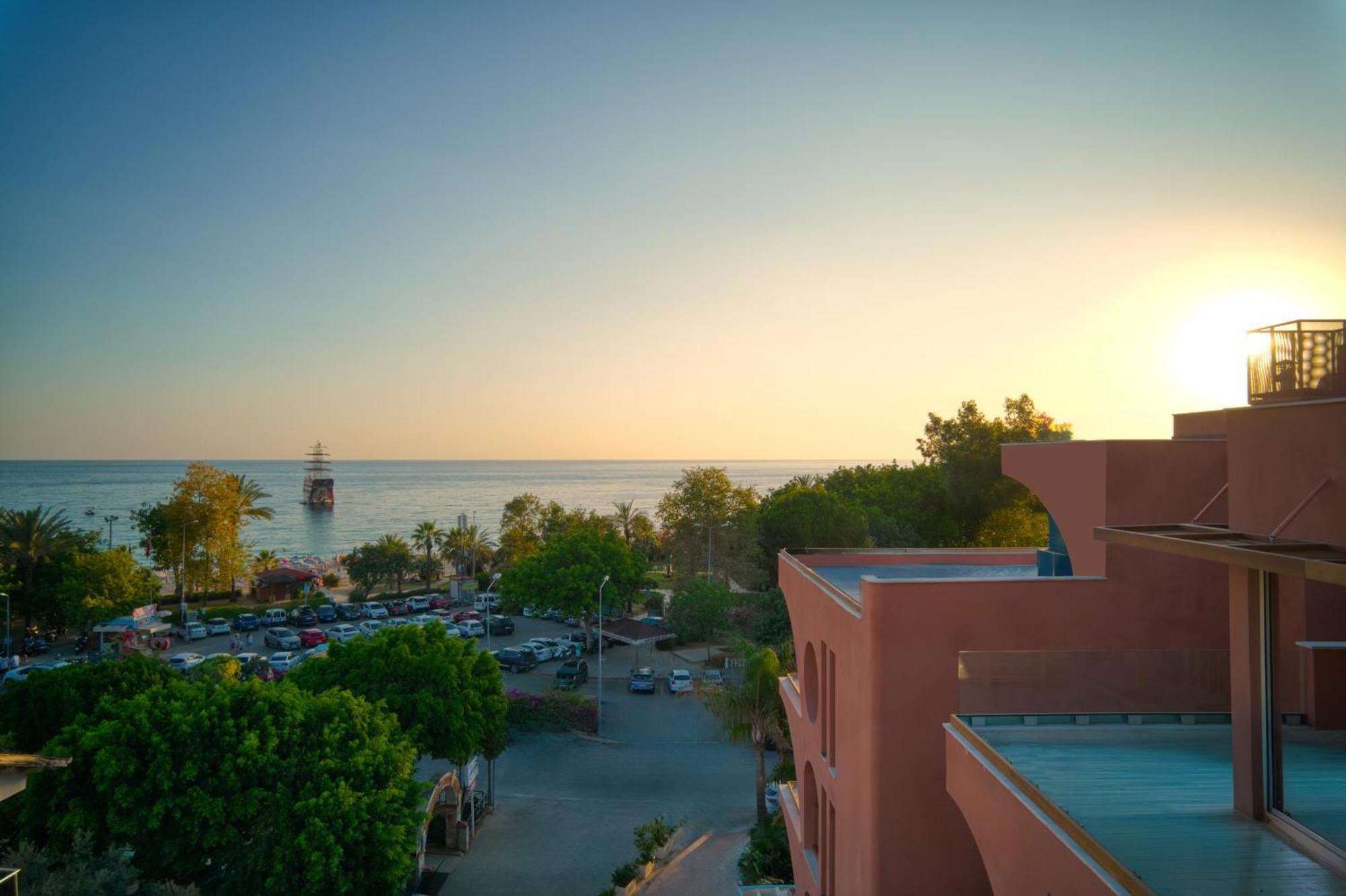 La Gaia - Adult Only Apart Otel